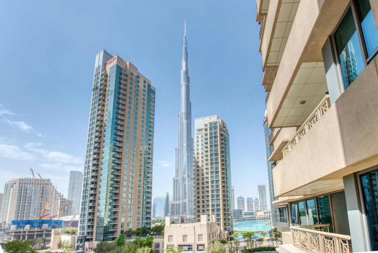 Maison Privee - Radiant Urban Retreat With Iconic Burj Khalifa Vws Dubai Exterior foto