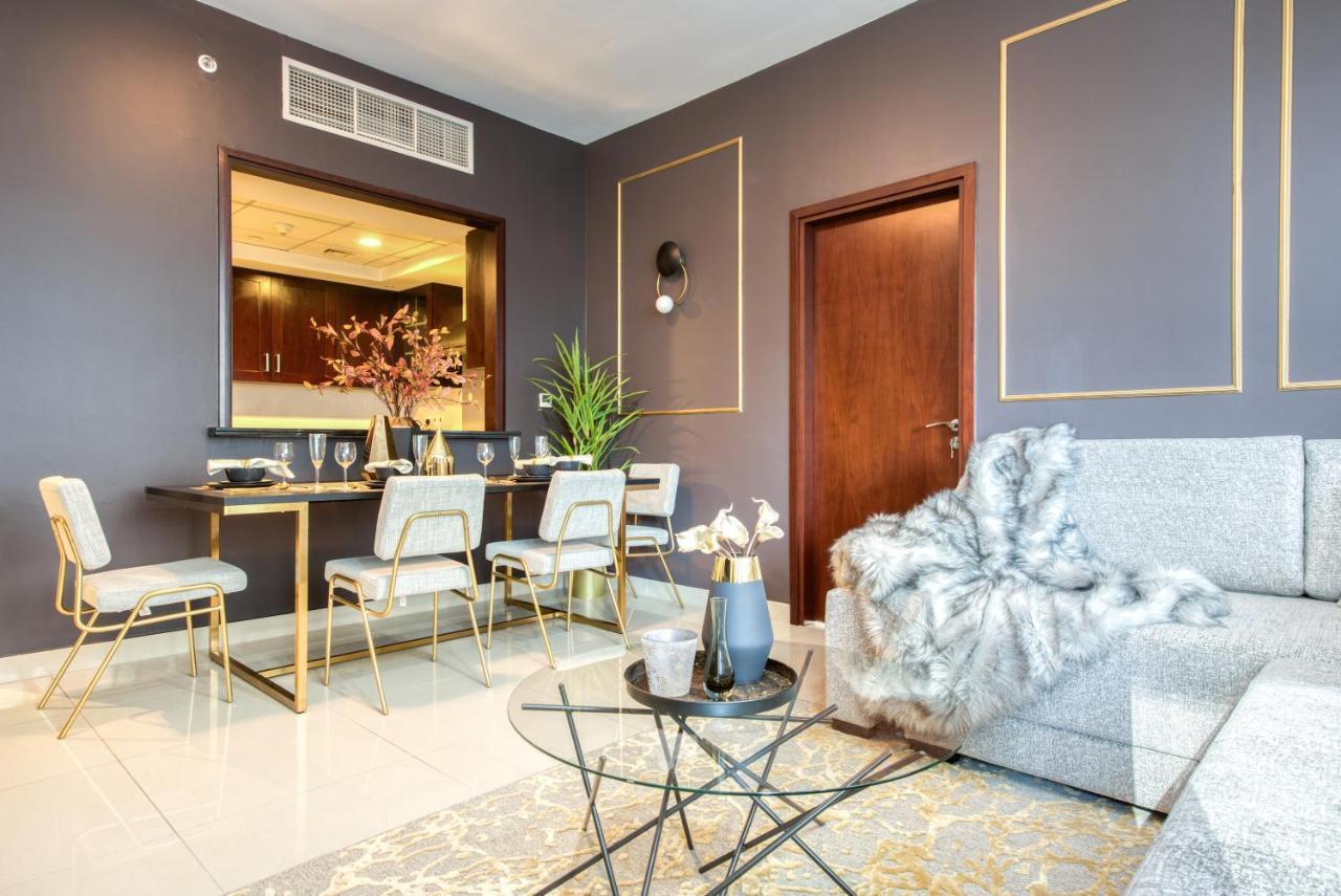Maison Privee - Radiant Urban Retreat With Iconic Burj Khalifa Vws Dubai Exterior foto